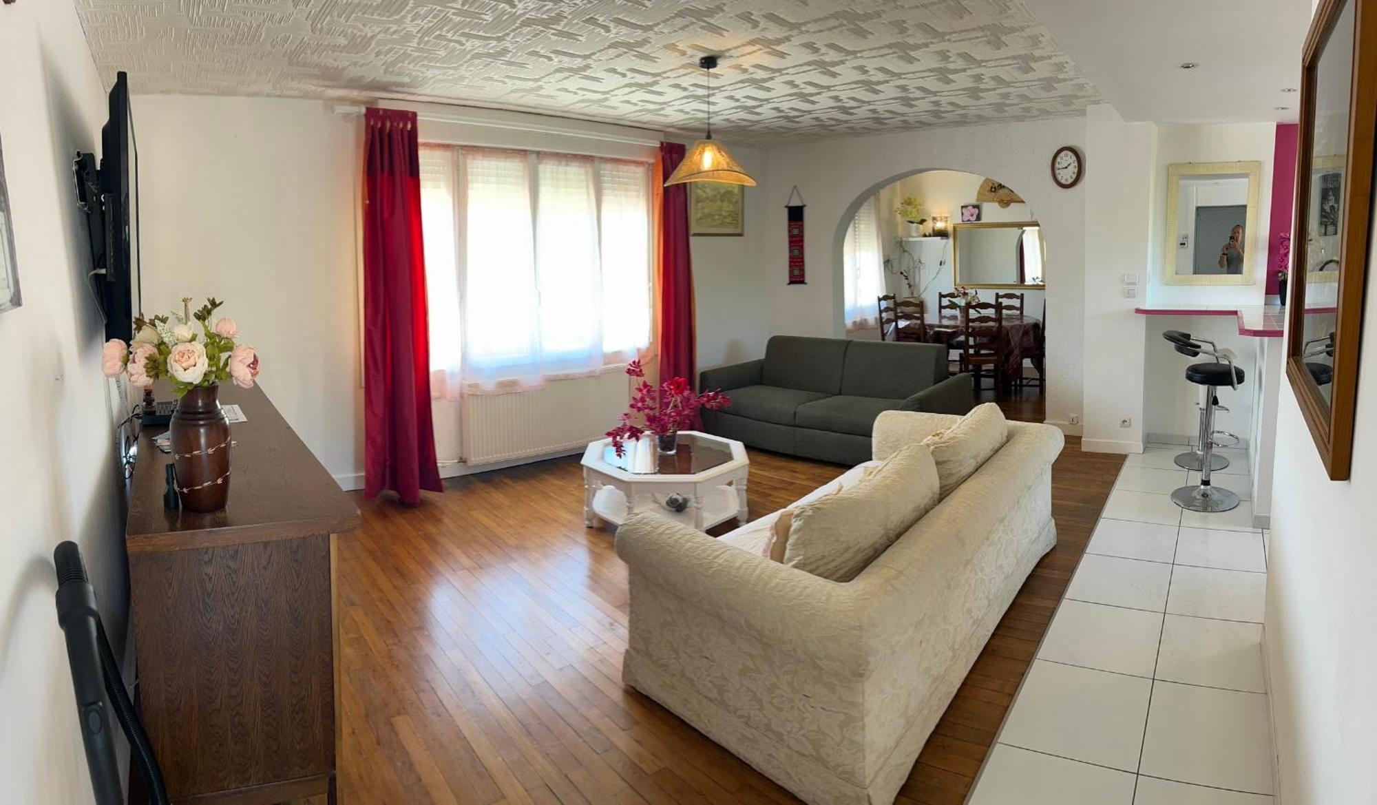 5Min Futuroscope 80M2 - 3 Chambres - Parking Prive - Wifi - Jardin Chasseneuil-du-Poitou Exterior foto